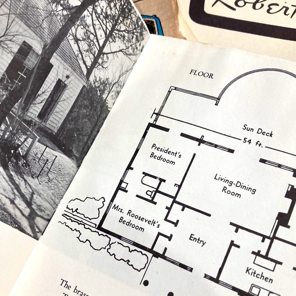 Vintage Manual Through the Little White House - Picture 2 of 5